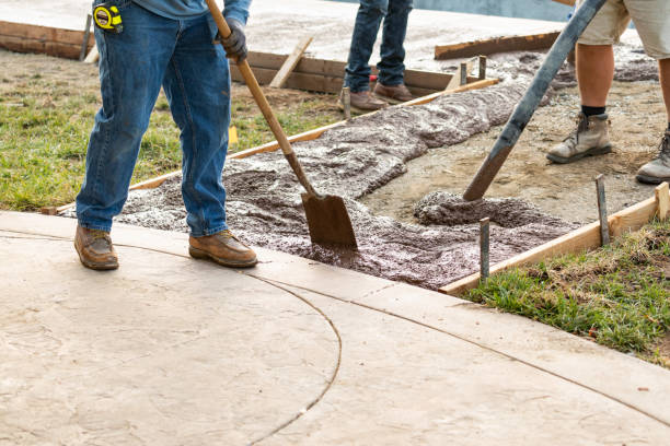 Best Custom Concrete Contractor  in Lake Ssota, WI